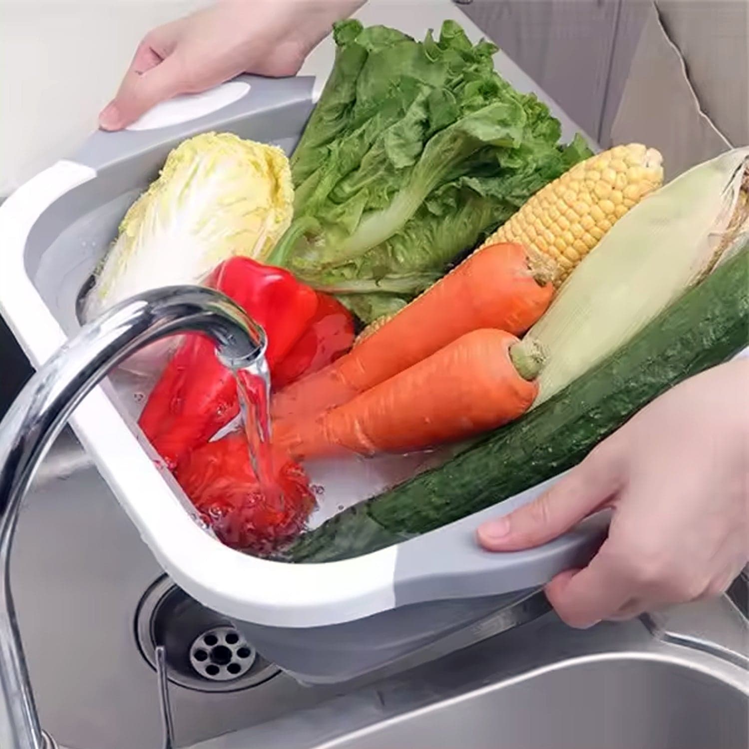 Collapsible Cutting Board with Dish Tub Basket thumbnail 3