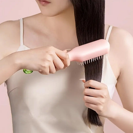 Self-Cleaning Hairbrush â€“ Anti-Static, Detangling, Rotating Massage Comb