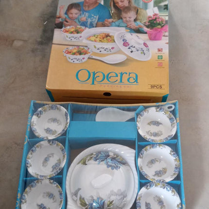 Versatile 9-piece pudding set.