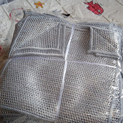 Double-Sided Microfiber Cloth & Stainless Steel Scrubber â€“ Non-Scratch Wire (1 Pc, 20x20 cm)
