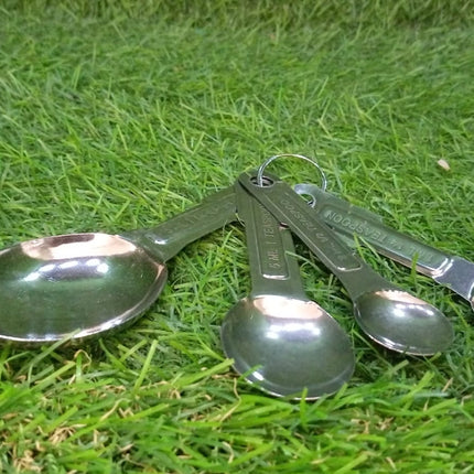 Stainless steel measuring spoons set universal
