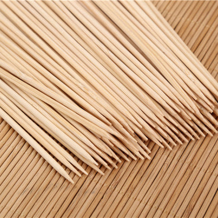 Natural Bamboo Wooden Skewers / BBQ Sticks for Barbeque and Grilling