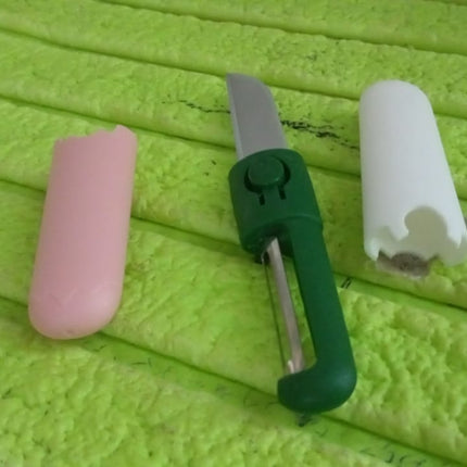 2-in-1 Multifunctional Knife & Sawtooth Peeler for Fruits and Vegetables