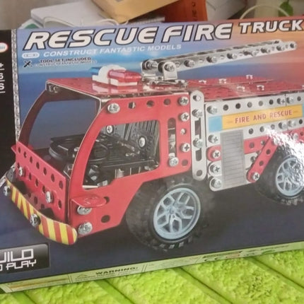 Metal DIY Fire Truck Building Blocks for Kids (Fire Truck / 292pcs of truck tool / 1 Set)