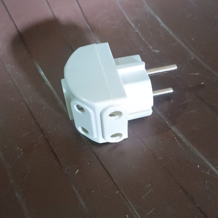 5-Way 2 Pin Multi-Plug Socket / Converter (1 Pc)